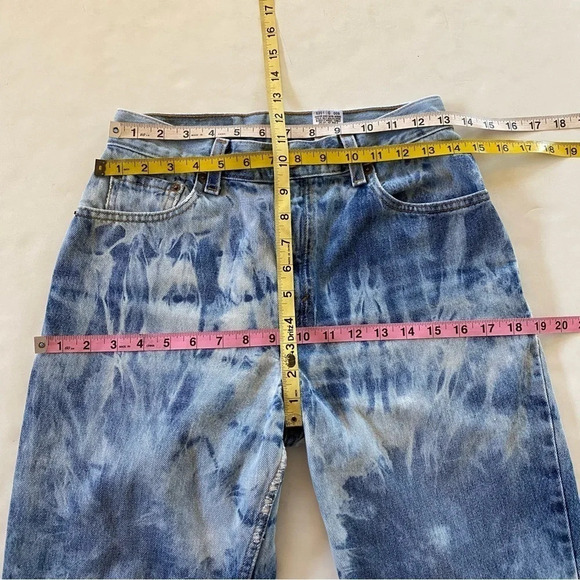Vintage Levis Jeans Womens Size 26 / 2 / XS Levi’s 550 Mom Jeans Custom Bleached - Picture 12 of 16
